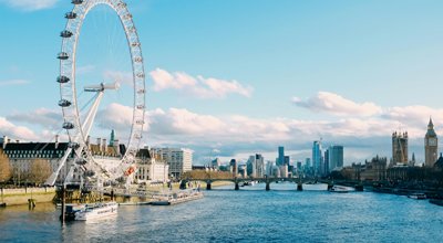 London landmarks and the River Thames